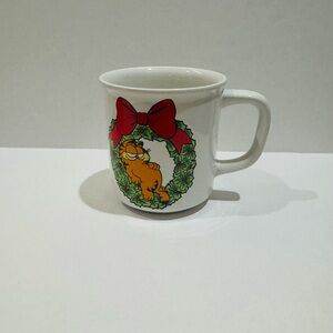 Vintage GARFIELD 1978 coffee mug christmas wreath bow